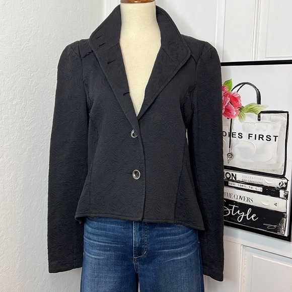 Free People Black Black Textured Flounce Blazer Size 6